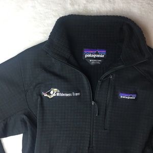 Patagonia Wilderness Travel Black Pullover Medium